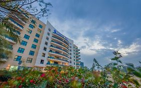 Park Apartments Dubai, An Edge By Rotana Hotel